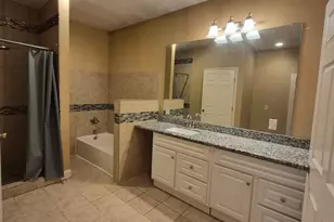8161 Snowden St, Houston, TX 77028 - Photo 17