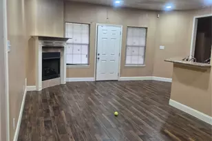8161 Snowden St, Houston, TX 77028 - Photo 3