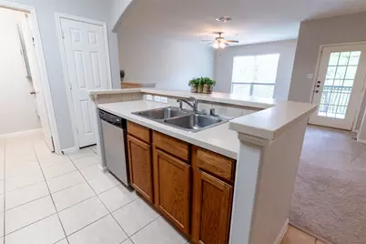 6607 Lake Woodlands Drive #624, The Woodlands, TX 77382 - Photo 13
