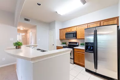 6607 Lake Woodlands Drive #624, The Woodlands, TX 77382 - Photo 7
