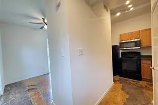 1112 Lawrence St, Houston, TX 77008 - Photo 3