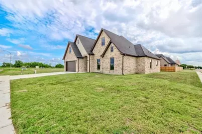 3910 Uzma Wood Street, Beaumont, TX 77706 - Photo 39