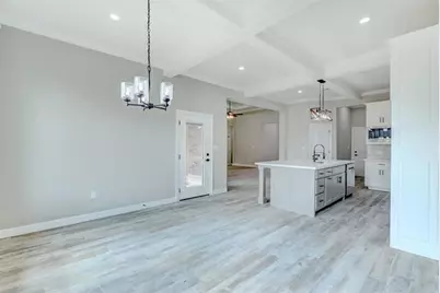3910 Uzma Wood Street, Beaumont, TX 77706 - Photo 19