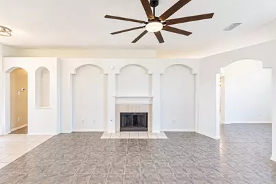 18422 N Willow Bluff Road, Katy, TX 77449 - Photo 7