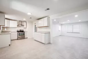 6510 Wade Rd, Baytown, TX 77521 - Photo 11