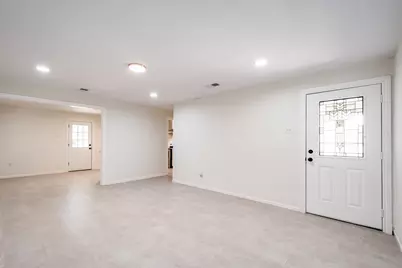 6510 Wade Road, Baytown, TX 77521 - Photo 9