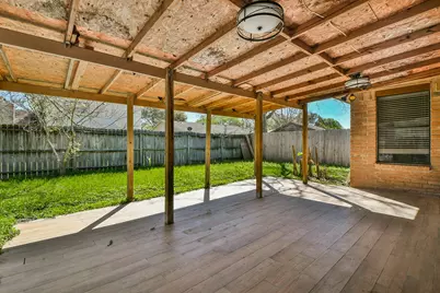 16711 Ribbonridge Drive, Sugar Land, TX 77498 - Photo 21