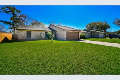 16711 Ribbonridge Drive, Sugar Land, TX 77498 - Photo 3