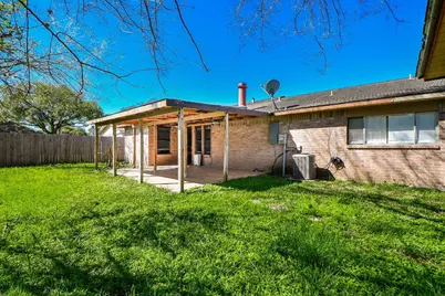 16711 Ribbonridge Drive, Sugar Land, TX 77498 - Photo 23