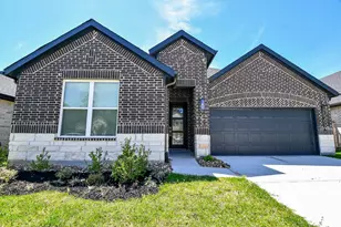 215 Springfield Terrace Ct, Conroe, TX 77304 - Photo 1