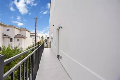 1413 Stanford Street, Houston, TX 77019 - Photo 23