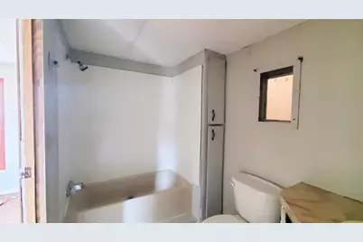 865 Omeara, Montgomery, TX 77316 - Photo 7