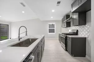 10818 Hillcroft Ave, Houston, TX 77096 - Photo 13