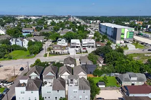 707 E 28th St, Houston, TX 77009 - Photo 11