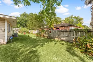 1811 Myrtle St, Liberty, TX 77575 - Photo 15