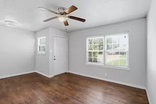 3026 Corksie St, Houston, TX 77051 - Photo 9