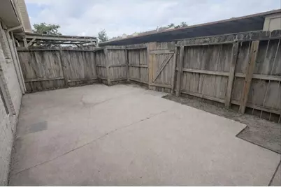 2155 Hazlitt Drive, Houston, TX 77032 - Photo 17