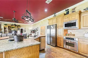 254 Lcr 893, Jewett, TX 75846 - Photo 11