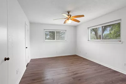 1717 Jones Street, Alvin, TX 77511 - Photo 19