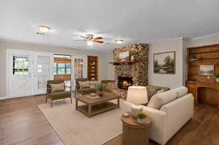 1717 Jones St, Alvin, TX 77511 - Photo 7