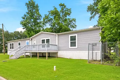 406 Baker Circle, Ames, TX 77575 - Photo 3