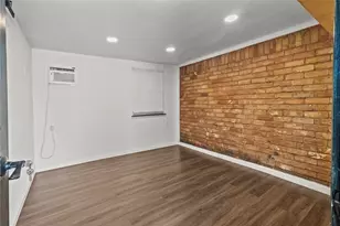 2202 Colonial Ct N, League City, TX 77573 - Photo 17