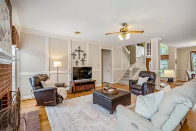 6614 Seinfeld Court, Houston, TX 77069 - Photo 9