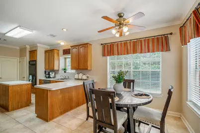 6614 Seinfeld Court, Houston, TX 77069 - Photo 15