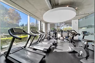 1901 Post Oak Blvd, Houston, TX 77056 - Photo 21