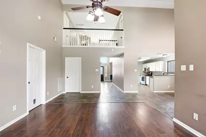 321 Spencer Landing W, La Porte, TX 77571 - Photo 11