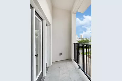 5619 Val Verde Street #B, Houston, TX 77057 - Photo 13