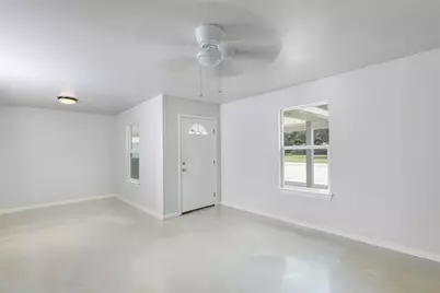 626 Luke Avenue, Dayton, TX 77535 - Photo 5