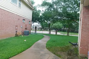 2710 Grants Lake Blvd, Sugar Land, TX 77479 - Photo 23