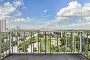 5925 Almeda Rd, Houston, TX 77004 - Photo 9