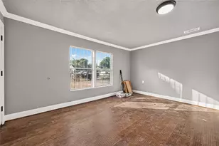7323 Hurtgen Forest Rd, Houston, TX 77033 - Photo 5