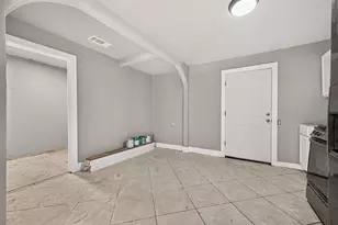 7323 Hurtgen Forest Rd, Houston, TX 77033 - Photo 9