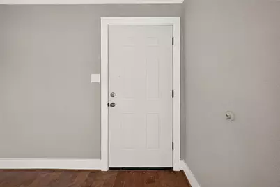 7323 Hurtgen Forest Road, Houston, TX 77033 - Photo 13