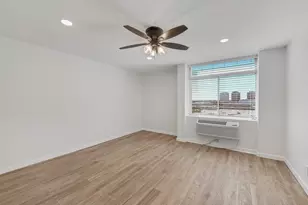 7520 Hornwood Dr, Houston, TX 77036 - Photo 25