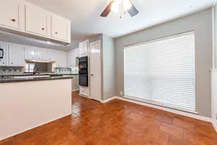 16434 Brookvilla Dr, Houston, TX 77059 - Photo 5