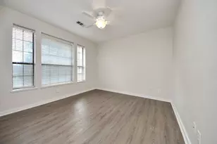 9803 Sage Lee Dr, Houston, TX 77089 - Photo 25