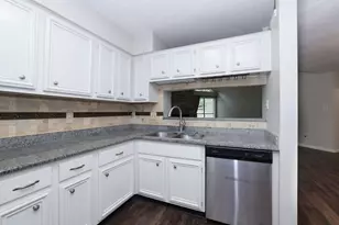 16035 Hollow Rock Dr, Houston, TX 77070 - Photo 13