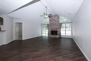 16035 Hollow Rock Dr, Houston, TX 77070 - Photo 9