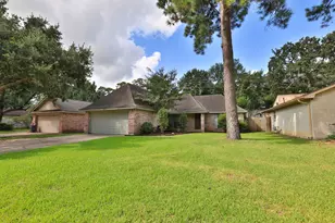 16035 Hollow Rock Dr, Houston, TX 77070 - Photo 3