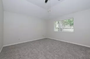 16035 Hollow Rock Dr, Houston, TX 77070 - Photo 17
