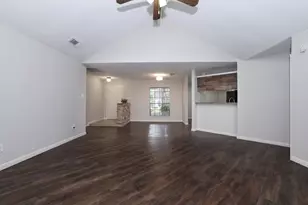 16035 Hollow Rock Dr, Houston, TX 77070 - Photo 11