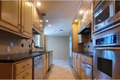 3350 McCue Road #1703, Houston, TX 77056 - Photo 5