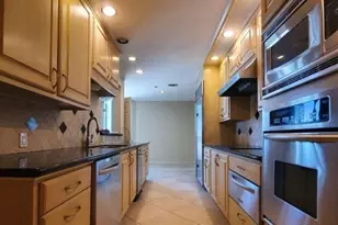 3350 McCue Rd, Houston, TX 77056 - Photo 5