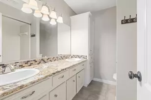 18310 Lake Oaks Dr, Spring, TX 77388 - Photo 17
