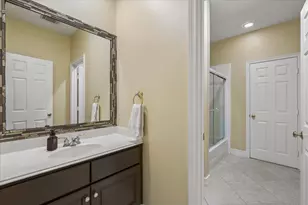 624 Lakeshore Dr, Sugar Land, TX 77478 - Photo 35