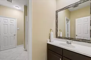624 Lakeshore Dr, Sugar Land, TX 77478 - Photo 31
